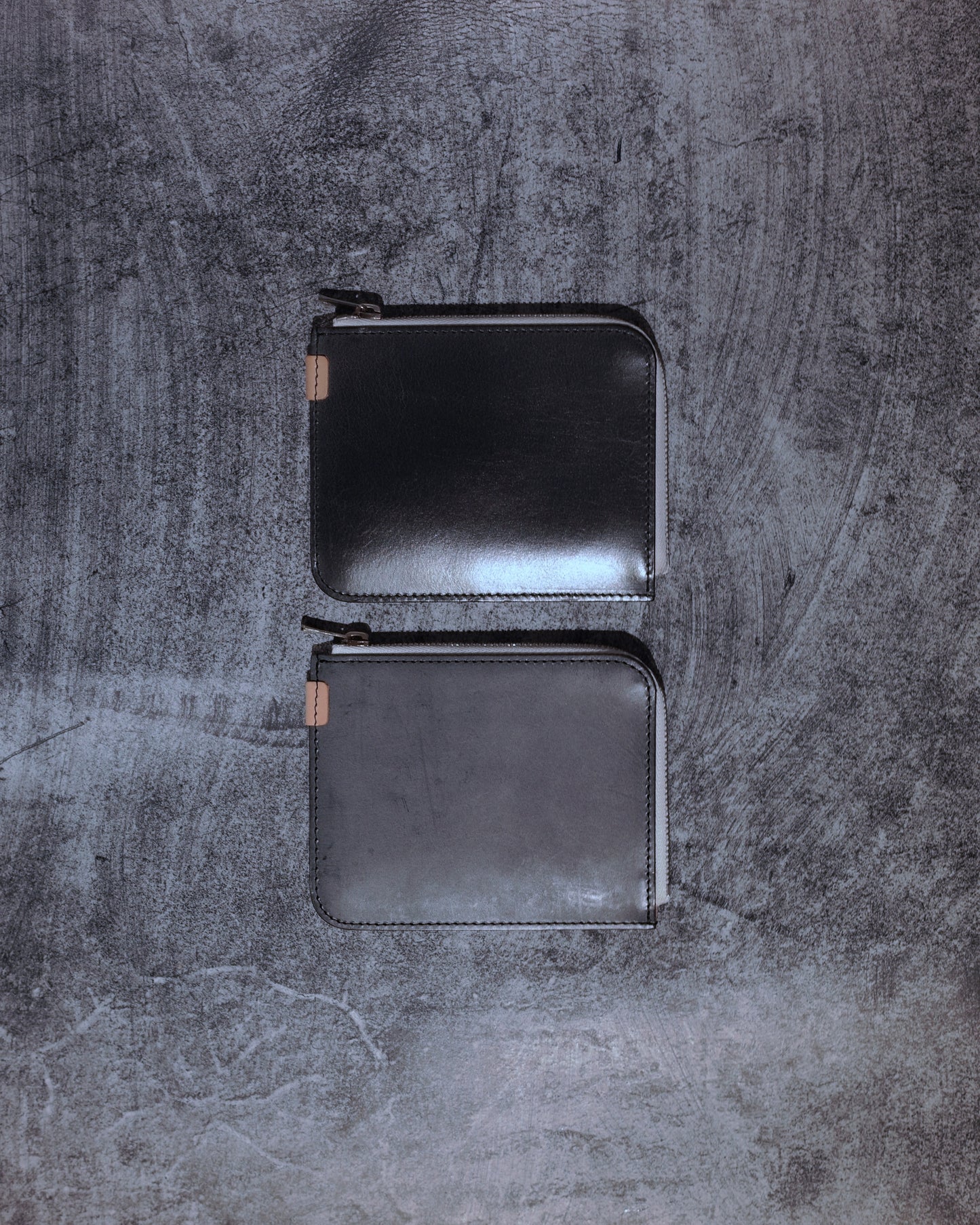 L wallet / black