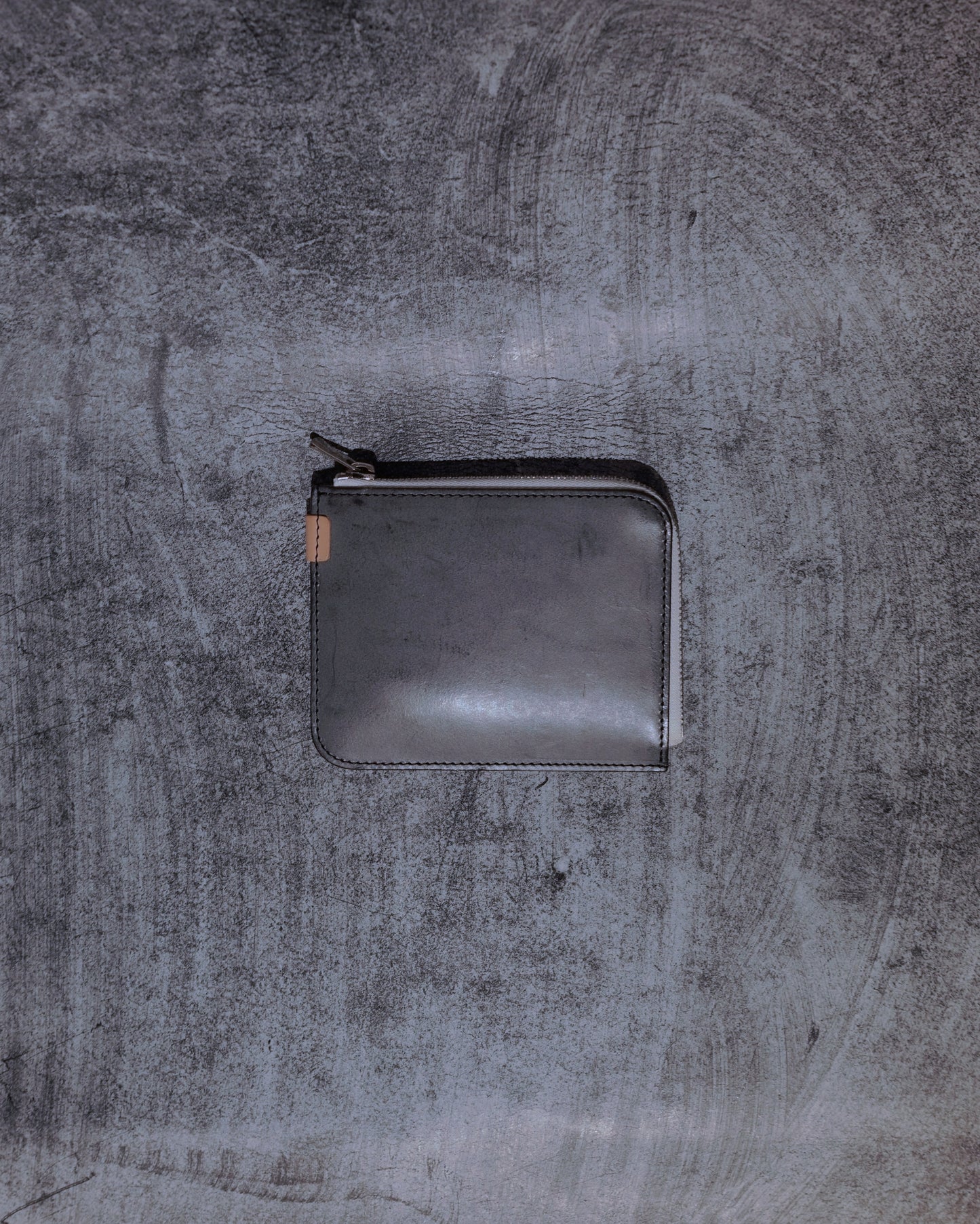 L wallet / black